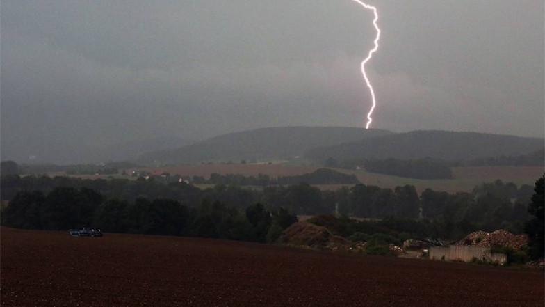Blitzeinschlag in den Schwarzenberg bei Elstra.