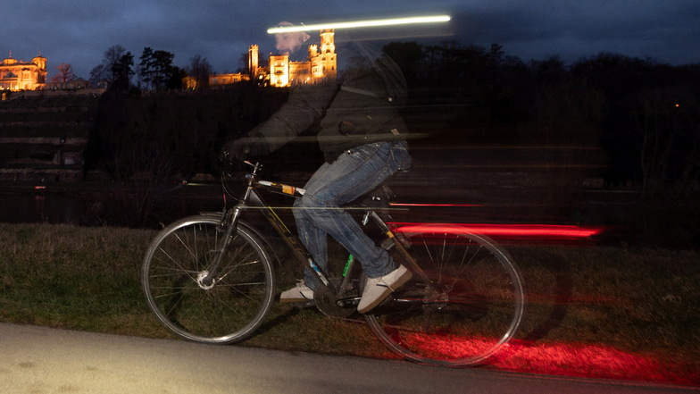 Raser auf dem Rad: Geschwindigkeitskontrollen auf dem Dresdner Elberadweg