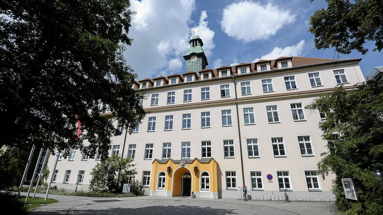 Das St. Carolus-Krankenhaus im Görlitzer Stadtteil Rauschwalde.