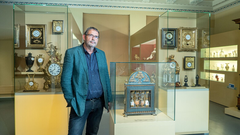 Museumsleiter Jürgen Vollbrecht hat den Tourbillon wieder nach Bautzen zurückgeholt.