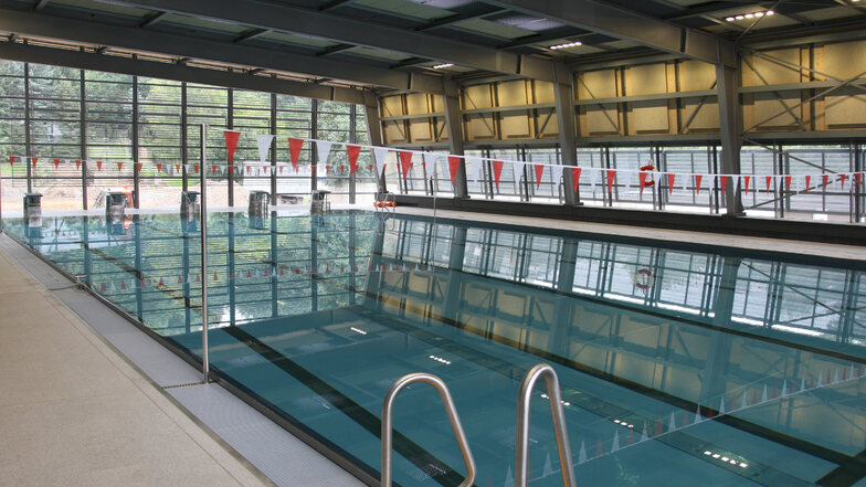 Sportschwimmhalle in Pirna: Vereine haben einen großen Bedarf an den Schwimmbahnen.