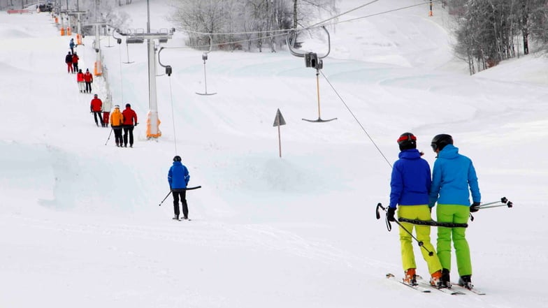 Das kleine Skigebiet am Lauschehang im Zittauer Gebirge soll vor allem für junge Wintersportler attraktiver werden.