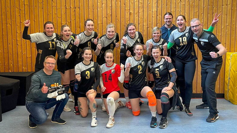 Freitals Volleyballerinnen feiern Sachsenmeisterschaft
