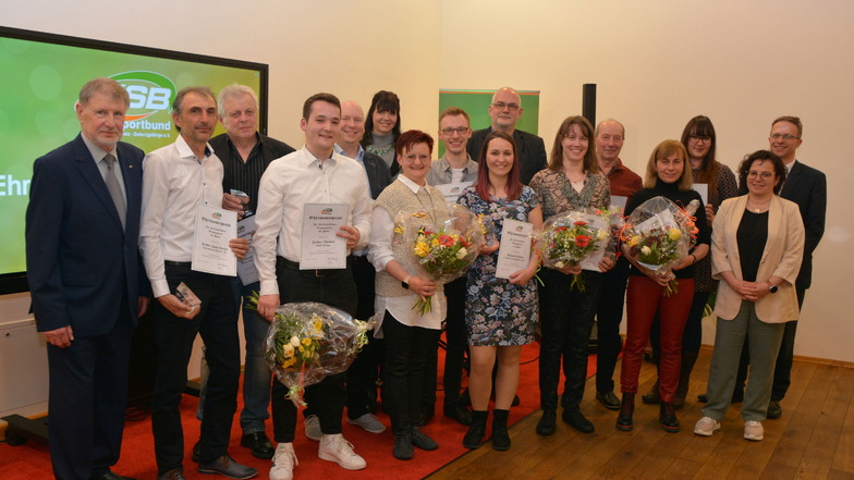 13 Sportler wurden am Donnerstag in Freital vom Kreissportbund mit dem Ehrenamtspreis ausgezeichnet.