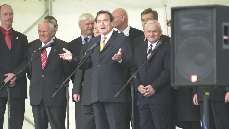 20 Jahre ist er her, als Bundeskanzler Gerhard Schröder nach Zittau kam, um die EU-Osterweiterung zu feiern.