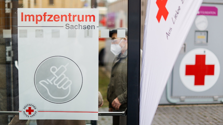 In Sachsen wird die Altersbeschränkung beim Astrazeneca-Impfstoff ab Mittwoch umgesetzt.