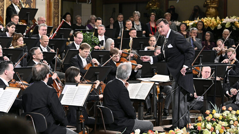 Der Maestro stets hoch konzentriert. Foto: Hans Punz/APA/dpa