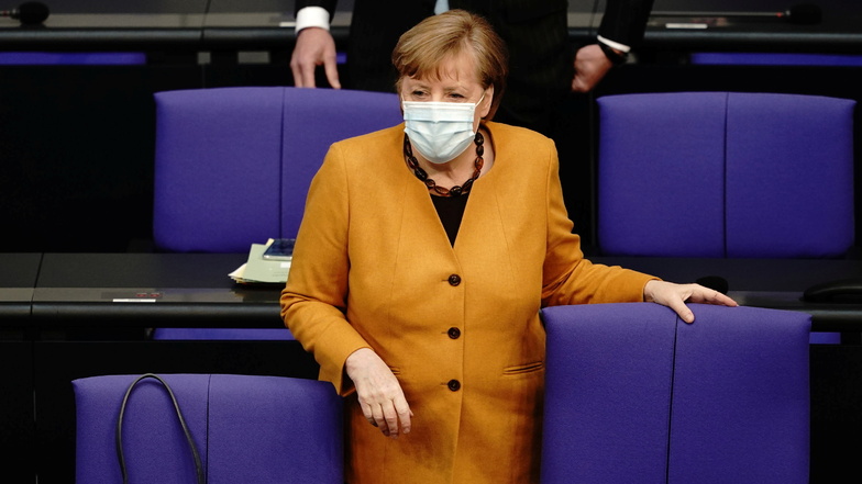 Die Opposition bezweifelt, dass Merkel noch den Rückhalt der Koalition hat.