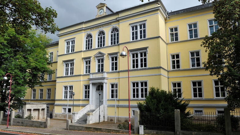 Die Schüler des Lessing-Gymnasiums Döbeln werden an zwei Standorten unterrichtet, die Älteren am Hauptstandort an der Straße des Friedens (Foto), die Jüngeren am Körnerplatz.