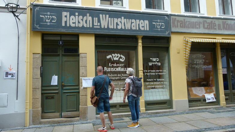Die verwandelte Weberstraße zog während der Dreharbeiten zu "Torstraße 1" viele Schaulustige an