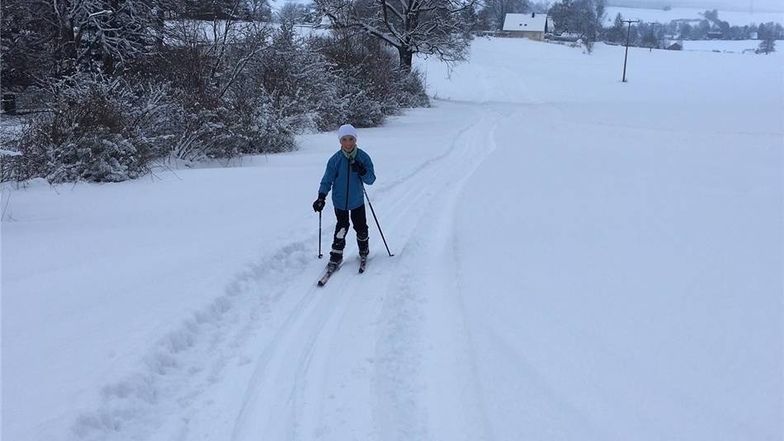 An der Neukircher Georgenbadstraße findet Erwin Thomas optimale Bedingungen, um sich auf Skiwettkämpfe in der Region vorzubereiten. Seine Mutter Ina Thomas „schoss“ dieses Bild.