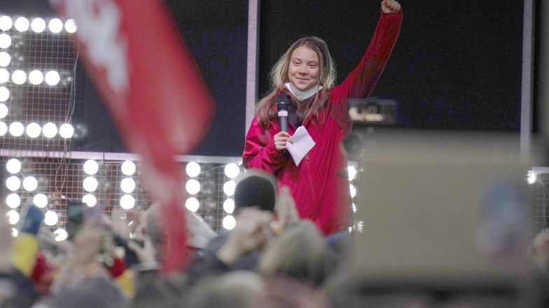 Greta Thunberg spricht im November während einer Demonstration am Rande des UN-Klimagipfels COP26 in Glasgow.