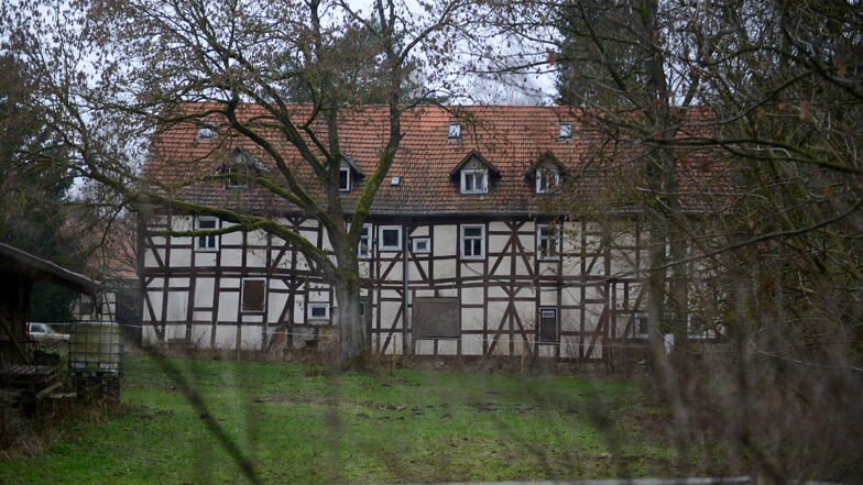 Das ehemalige Wohnhaus des «Kannibalen von Rotenburg» vor dem Brand.