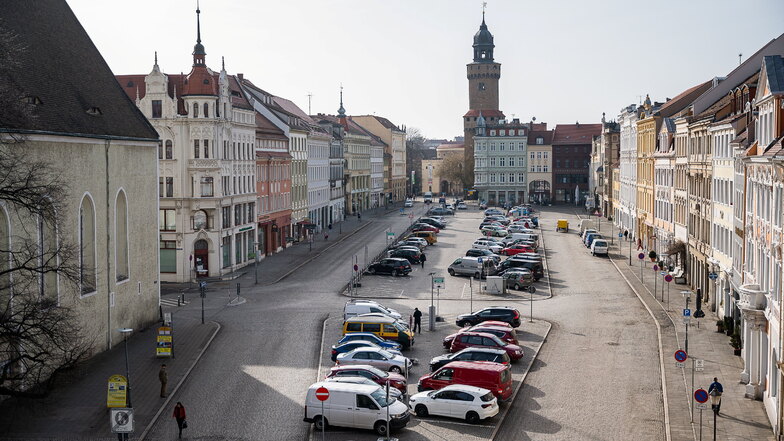 Der obere Teil des Obermarktes (Richtung Reichenbacher Turm) wird am Freitag für eineinhalb Stunden für den Autoverkehr gesperrt.
