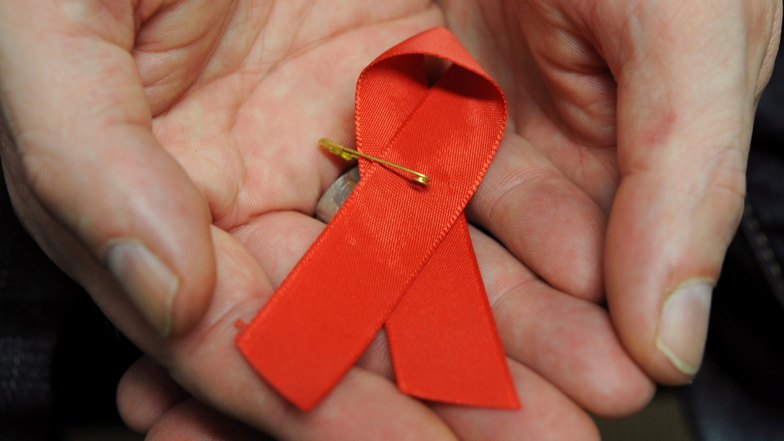 Die Zahl der HIV-Neuinfektionen in Sachsen ist 2022 im Vergleich zum Vorjahr leicht gestiegen.