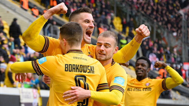 Sieben Tore: Dynamo deklassiert den Halleschen FC