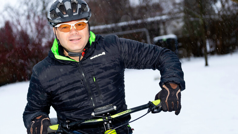 Auch im Winter fährt Steffen John Fahrrad. Anspruch des Gründers von Little John Bikes ist es, das Thema Rad in seinen Alltag zu integrieren – vor allem um sich fit zu halten.