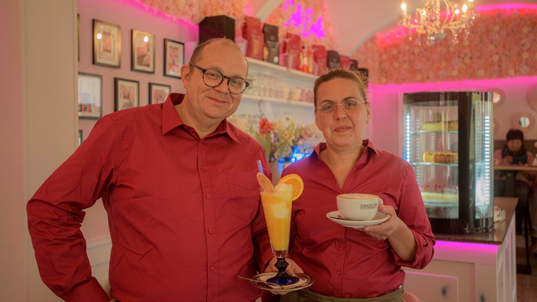 Durch die rosarote Brille: So schön ist das Café Emilia in Kamenz nach dem Umbau