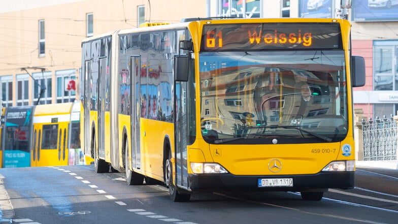 Busse, Bahnen und Nahverkehrszüge fahren in Dresden wieder häufiger