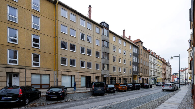 Die Bautzener Wohnungsbaugesellschaft will mehrere Häuser auf der Kurt-Pchalek-Straße umgestalten und so moderne Wohnungen schaffen.