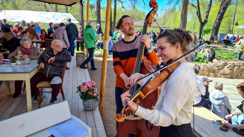 Im vergangenen Jahr wurde das Leisniger Blütenfest erstmals zwischen dem Forte Belvedere und dem Kulturbahnhof  gefeiert. Dort soll die Festmeile auch in diesem Jahr sein.