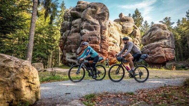 Auf dem "RockHead" kommen Radler an etlichen Gesteinsformationen vorbei. Von denen hat die neue Gravelbike-Strecke ihren Namen.