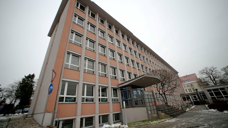 Nach der Schließung des Finanzamtes im Herbst 2007 stand das Bürogebäude an der Kirchstraße ein halbes Jahr komplett leer. Jetzt ist es zu 85 Prozent vermietet.