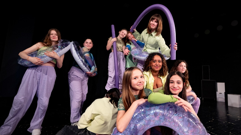 Die Theatergruppe Futuras des Treibhaus Vereins führt in dieser Woche im TiB des Theaters Döbeln das Stück „Girls like that“ auf.