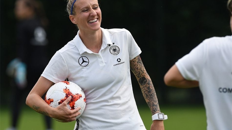 Anja Mittag beendet DFB-Karriere