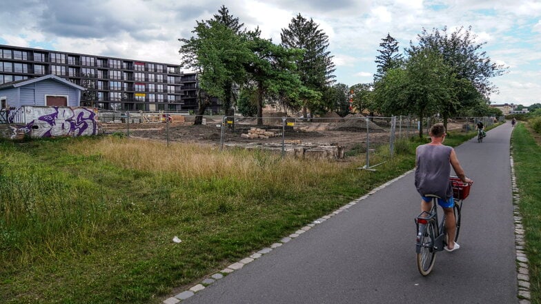 Hausabriss am Elberadweg in Dresden: Was passiert mit dieser Fläche bei Marina Garden?