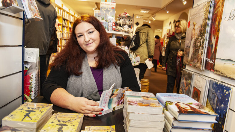 Buchautorin Sabrina Heilmann signierte in der Thalia-Filiale am Freitag ihre Liebesromane.