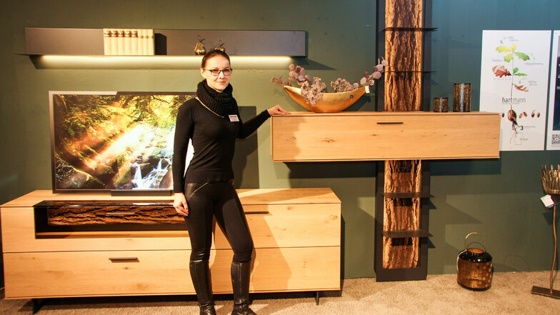 Immer mehr im Trend, bei Multimöbel schon seit Jahren Bestandteil der Ausstellungen: hochwertige und nachhaltige Echtholzmöbel in edlem Design - und zum Spitzenpreis!