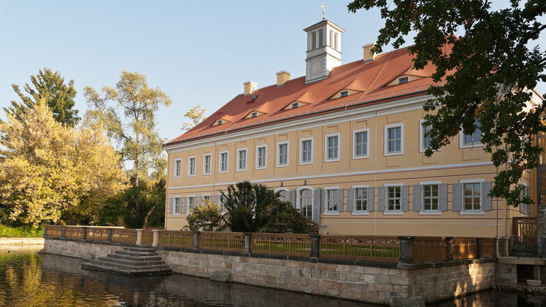 Das Jagdschloss Graupa ist am Sonntag Spielort des Streichtrios der Elbland Philharmonie.
