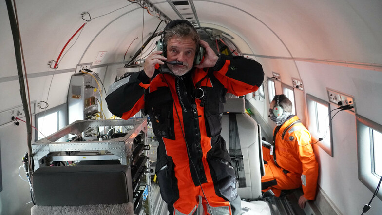 SZ-Wissenschaftsredakteur Stephan Schön war Mitglied der internationalen Polarexpedition Mosaic und dort bei den Polarfliegern dabei.