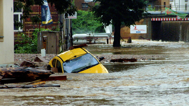 Hochwasser 2002: Fotos aus dem zerstörten Triebischtal.