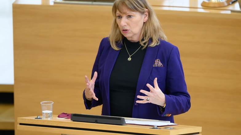 Sachsens Sozialministerin Petra Köpping (SPD) hat ihre Impfstrategie erläutert.