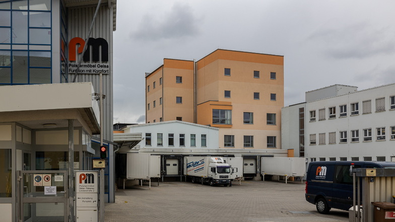 Der Betrieb Polstermöbel Oelsa GmbH in Rabenau wurde von einer Diebstahlsserie heimgesucht, für die jetzt das Urteil gesprochen wurde.