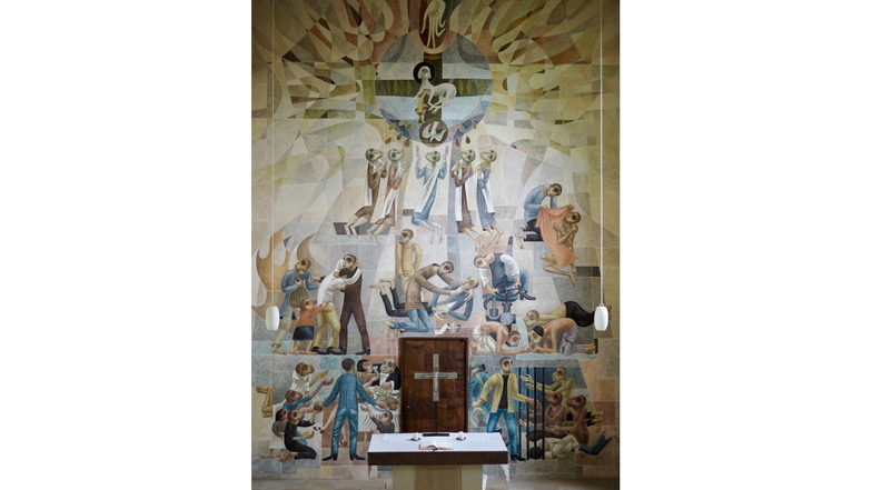 Das Juza-Altarbild in der Niederauer St.-Jakobuskirche in voller Höhe.