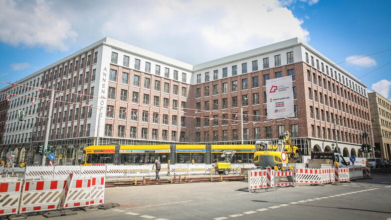 Knapp 28 Euro pro Quadratmeter soll Dresden in den Annenhöfen am Postplatz zahlen. Jetzt wird nachverhandelt.