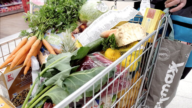 Der durchschnittliche Lebensmitteleinkauf im Supermarkt ist in diesem Jahr bereits 37 Euro teurer geworden, hat das Pestel-Institut aus Hannover errechnet.