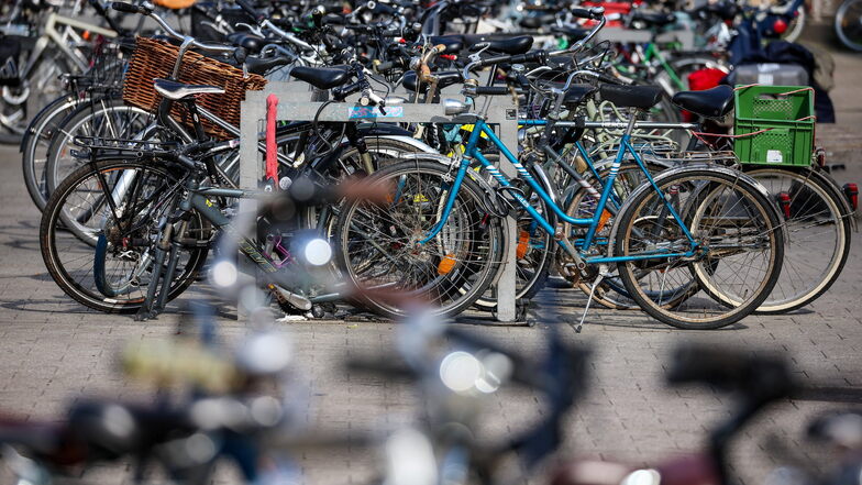 Immer mehr Fahrradstellplätze in Sachsens Städten