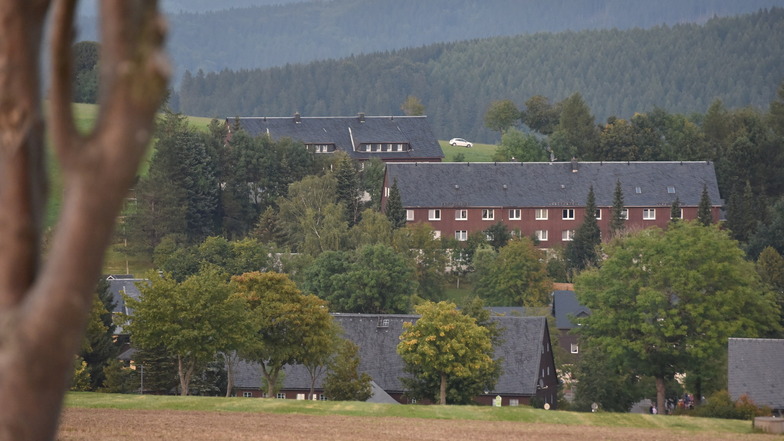 Landratsamt schickt erste Zuzügler-Familie nach Hermsdorf/Erz.