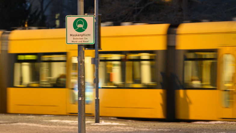 Noch ist Lockdown, doch die Fahrgastzahlen in den Dresdner Bussen und Bahnen steigen.