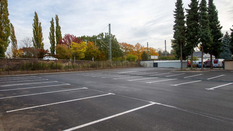 Neuer Parkplatz an der Klosterstraße: Mit der "Plus Card" bis zu einer Stunde kostenlos parken.
