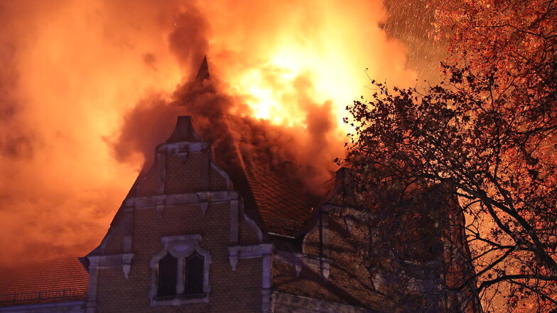 Am vergangenen Montag brannte ein Wohnhaus in Dresden-Löbtau.