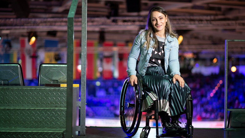 Seit dem Trainingsunfall im Juni 2018 in Cottbus, wo Kristina Vogel von einem Nachwuchsfahrer aus den Niederlanden angefahren und schwer verletzt wurde, sitzt die 30-Jährige im Rollstuhl.