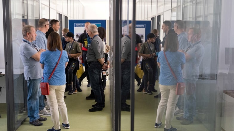 Die Führung durch die ersten fertigen Räume des DZA im Postgebäude wurden von vielen Besuchern angenommen.