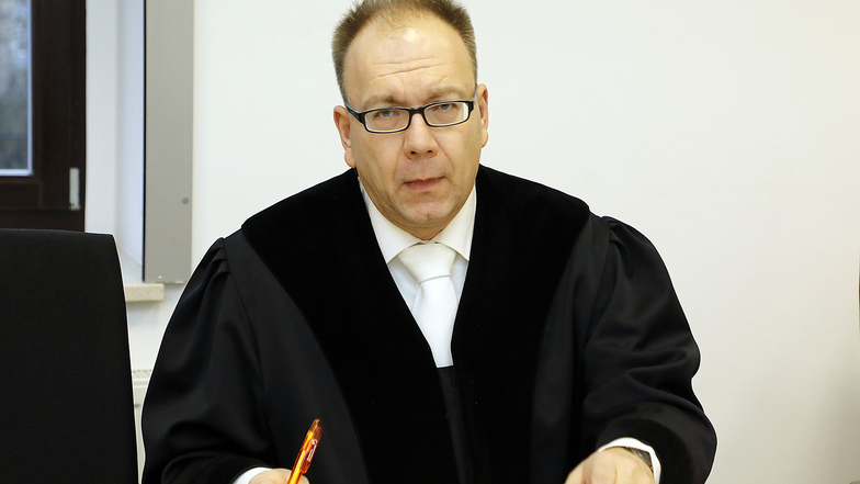 Die Anzeige eines Anwaltes gegen Staatsanwalt Stephan Butzkies hat sich als haltlos erwiesen.