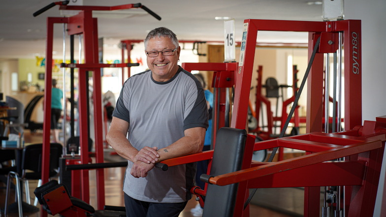 Rudi Eisenblätter liebt seine Arbeit. Seit 30 Jahren betreibt er in Bischofswerda ein Fitnessstudio. Viele seiner Stammgäste halten ihm seitdem die Treue.