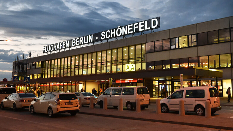 Ende des alten Airports Berlin-Schönefeld?
